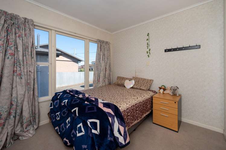 301 Frimley Avenue Frimley_8