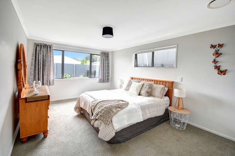 6 Heasley Lane Mosgiel_17