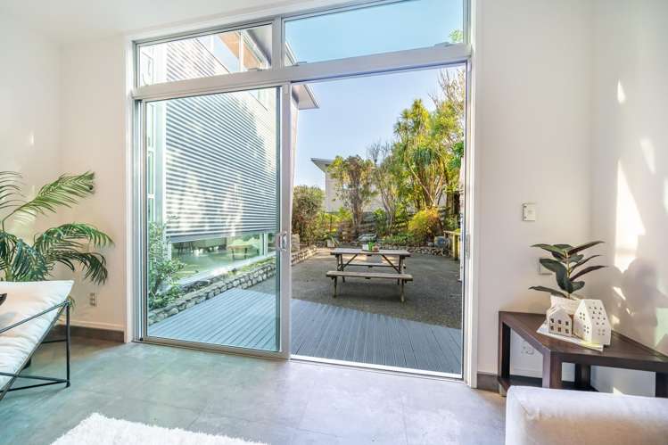 47 Korokoro Road Korokoro_6