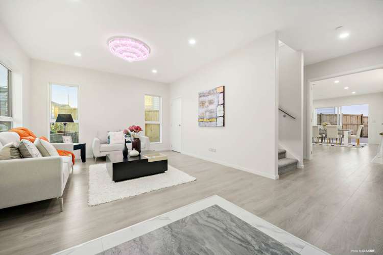 96 Tir Conaill Avenue Flat Bush_1