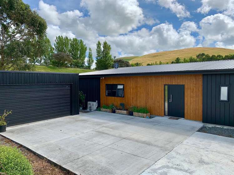 32 Argyll Road Otane_25