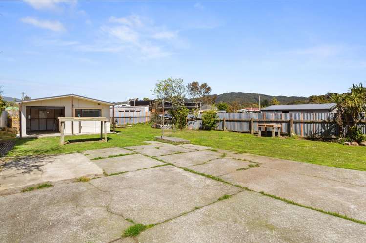 5 Bythell Street Wainuiomata_15