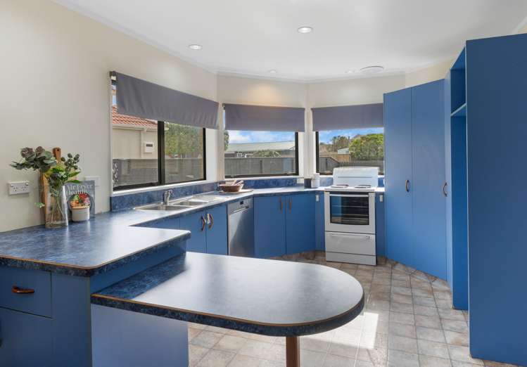 15a Watson Drive Paraparaumu Beach_8