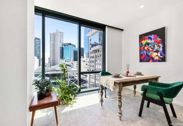 806/10 Commerce Street City Centre_4