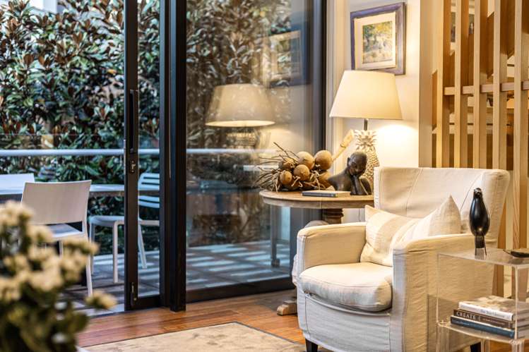 70 Scarborough Terrace Parnell_16