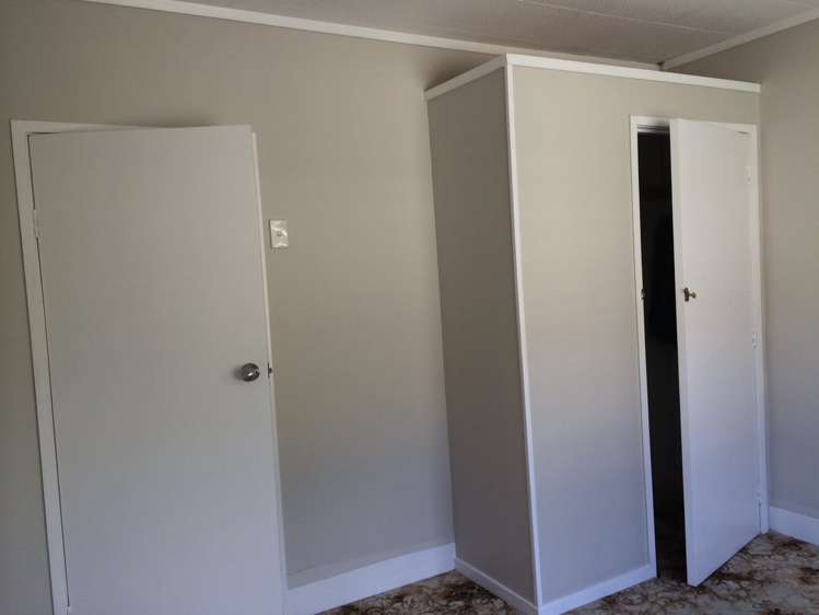 51 Kiwi Road Point Chevalier_10