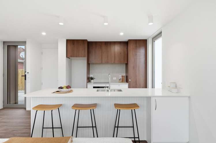 1-4/39 Antigua Street Addington_2