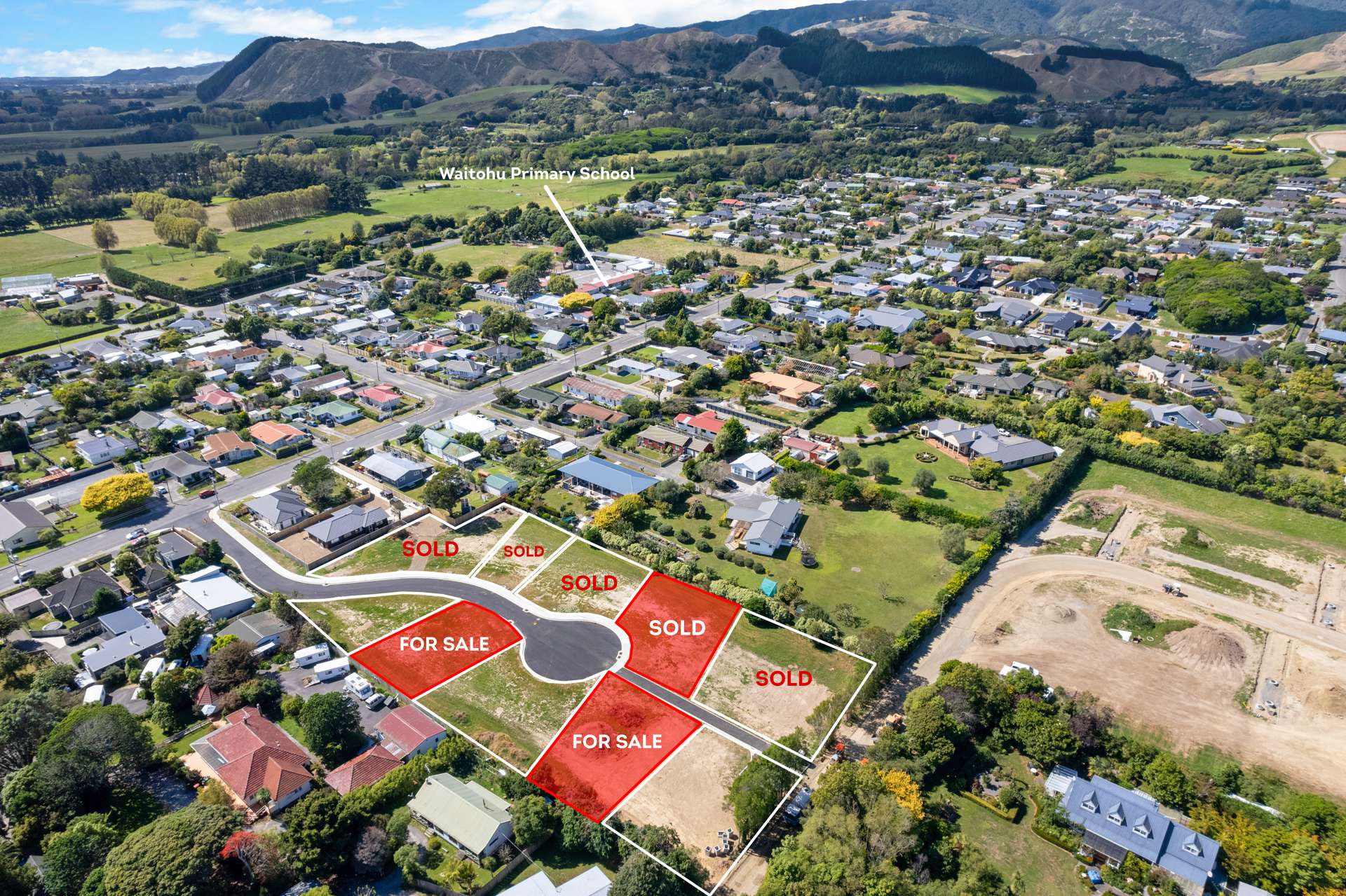 4 and 8 Te Puke Te Ao Way Otaki_0