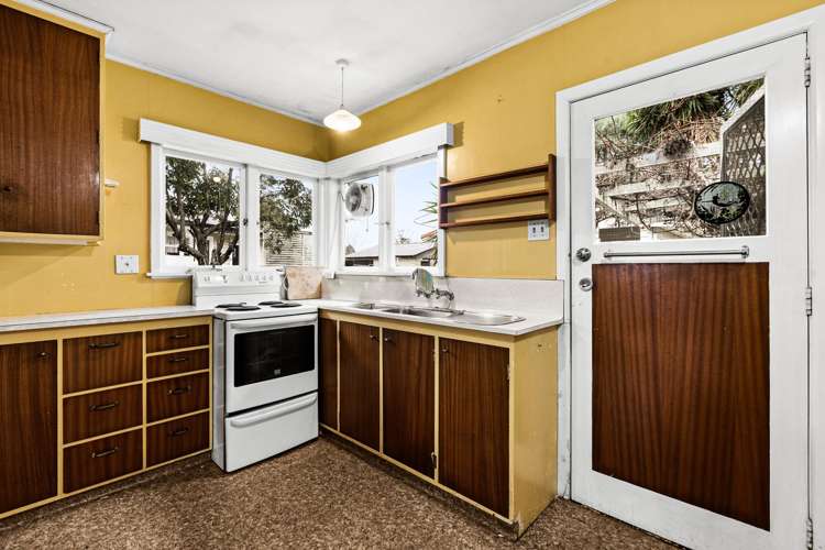 24 Darwin Crescent Maraenui_3