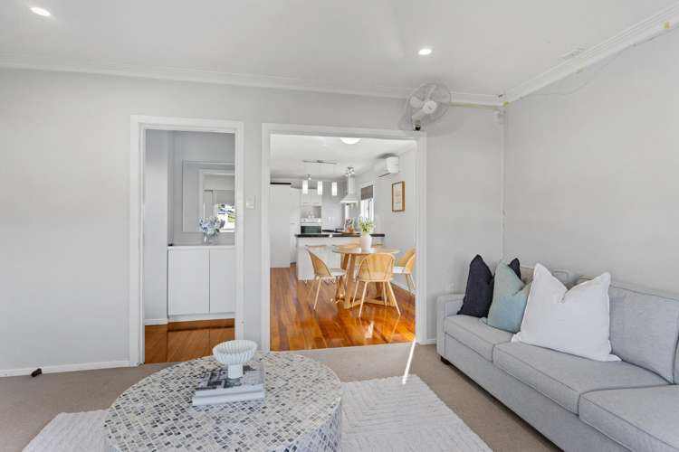 16 Kenmore Street Westown_4