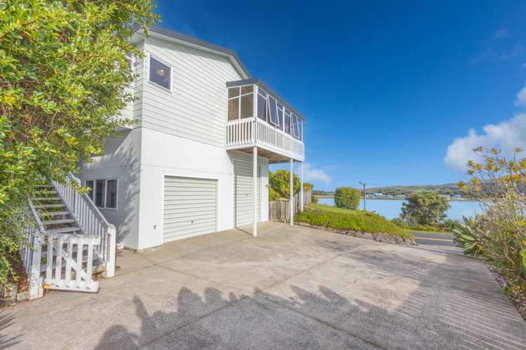32 Wainui Road Raglan_34
