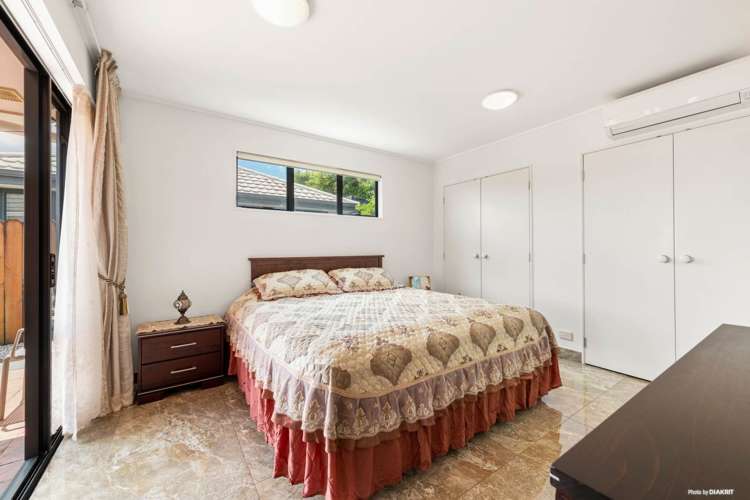 96 Kingdale Road Henderson_11