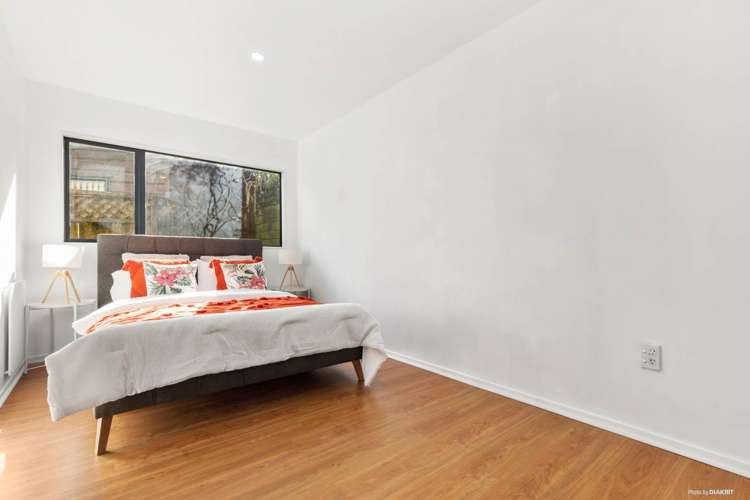 3/19 Langana Avenue Browns Bay_8