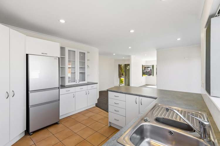 53 Kath Hopper Drive Orewa_6