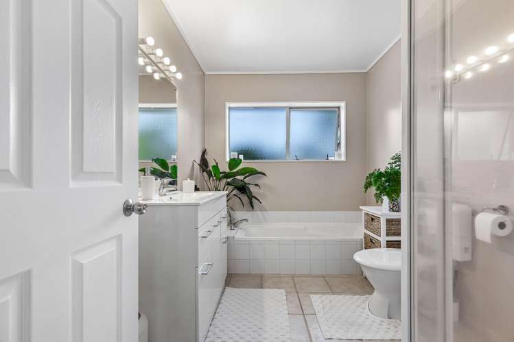 24 Picasso Drive West Harbour_13