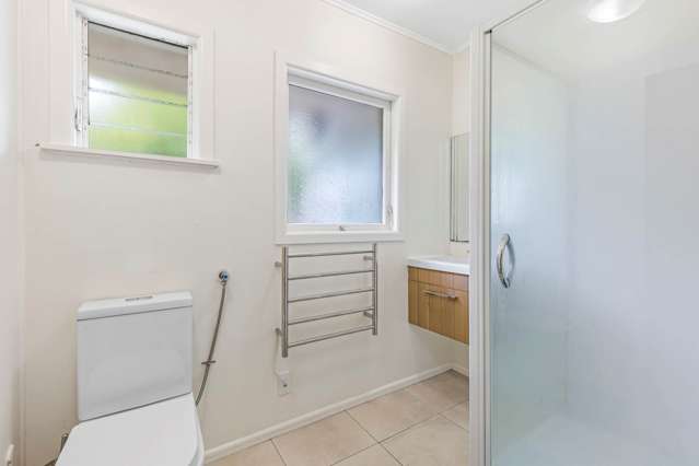 2/9 Moana Avenue Belmont_4