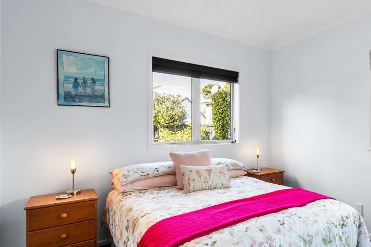5 Taihiki Road Clarks Beach_16