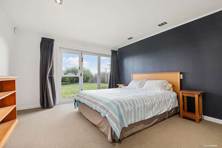 23 Ocean View Road Port Waikato_7