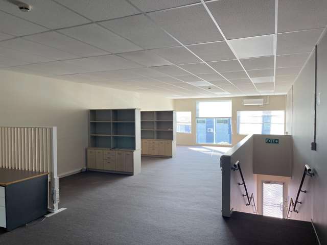 31/2 Bishop Dunn Place Flat Bush_4