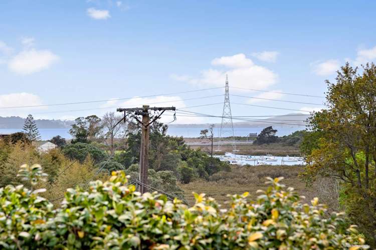 30 Lyndhurst Road Te Atatu South_8