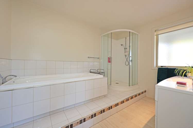 70 Airedale Road Weston_15