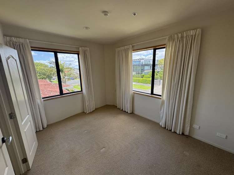 C/32 Devore Street Saint Heliers_12