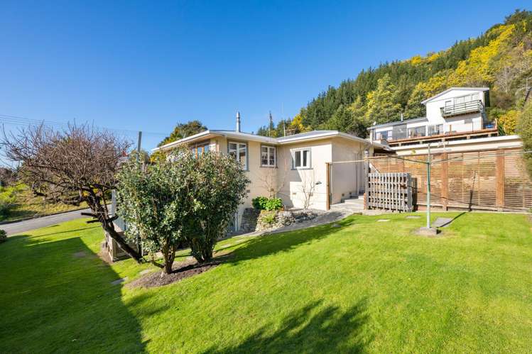 23 Leicester Street Picton_24