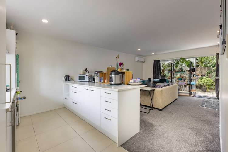 37/218 Captain Springs Road Onehunga_5