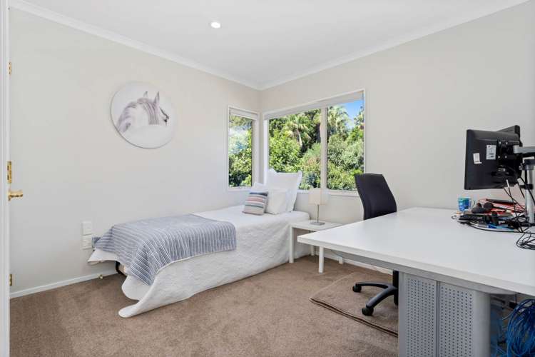 14 Margaret Henry Crescent Oteha_13