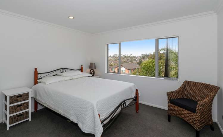 65 Lake Panorama Drive Henderson_13