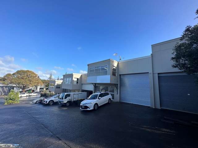 Unit 3/27 Ashfield Road Wairau Valley_1