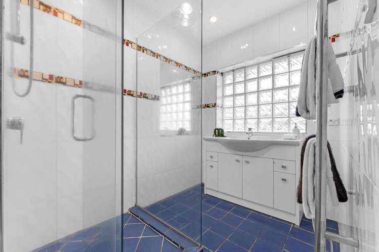 55 Commissariat Road Mount Wellington_11