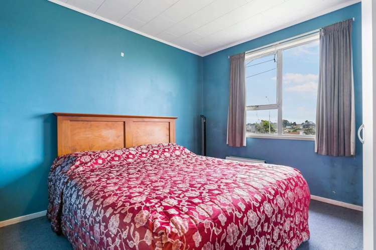 302 Roscommon Road Clendon Park_9