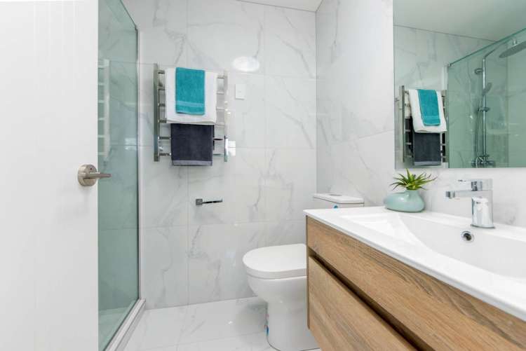 19c Granville Drive Massey_11