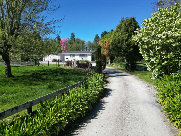 19 Tawa Street Ohura_23