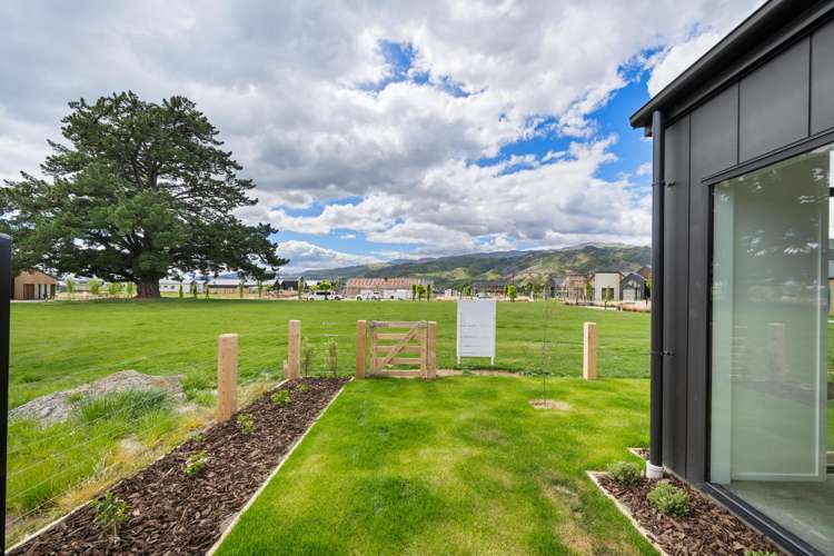 117 Wooing Tree Avenue Cromwell_21