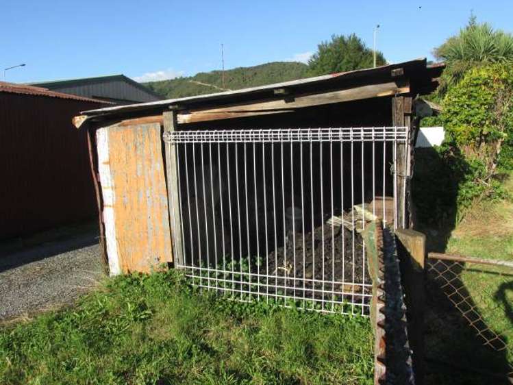 100 Broadway Reefton_5