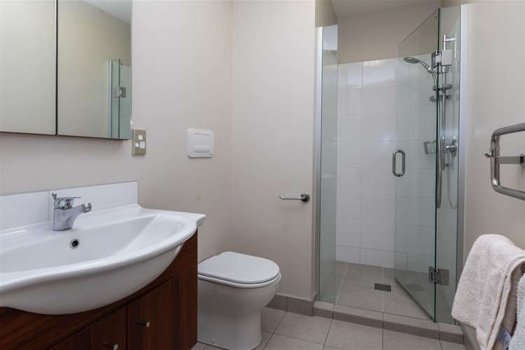 16c Saracen Avenue Northwood_14