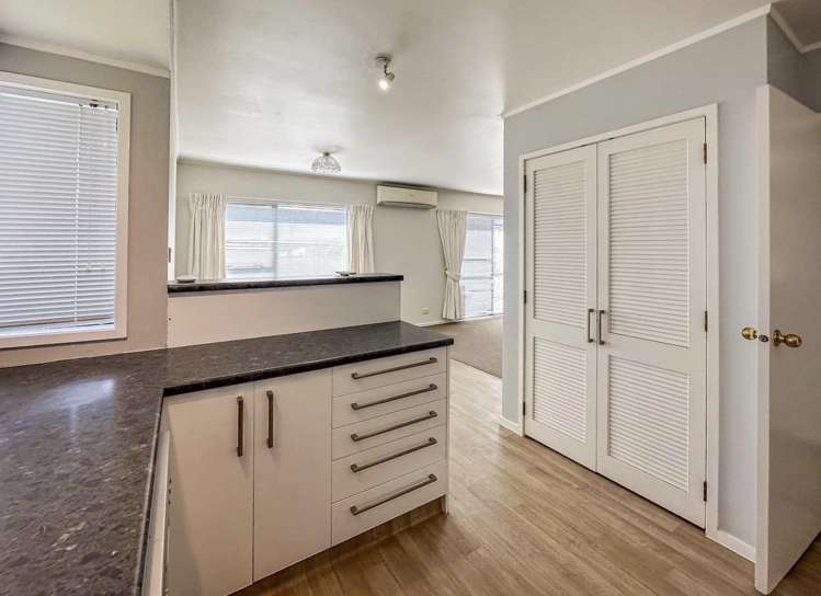 10A Chedworth Drive Glenfield_6