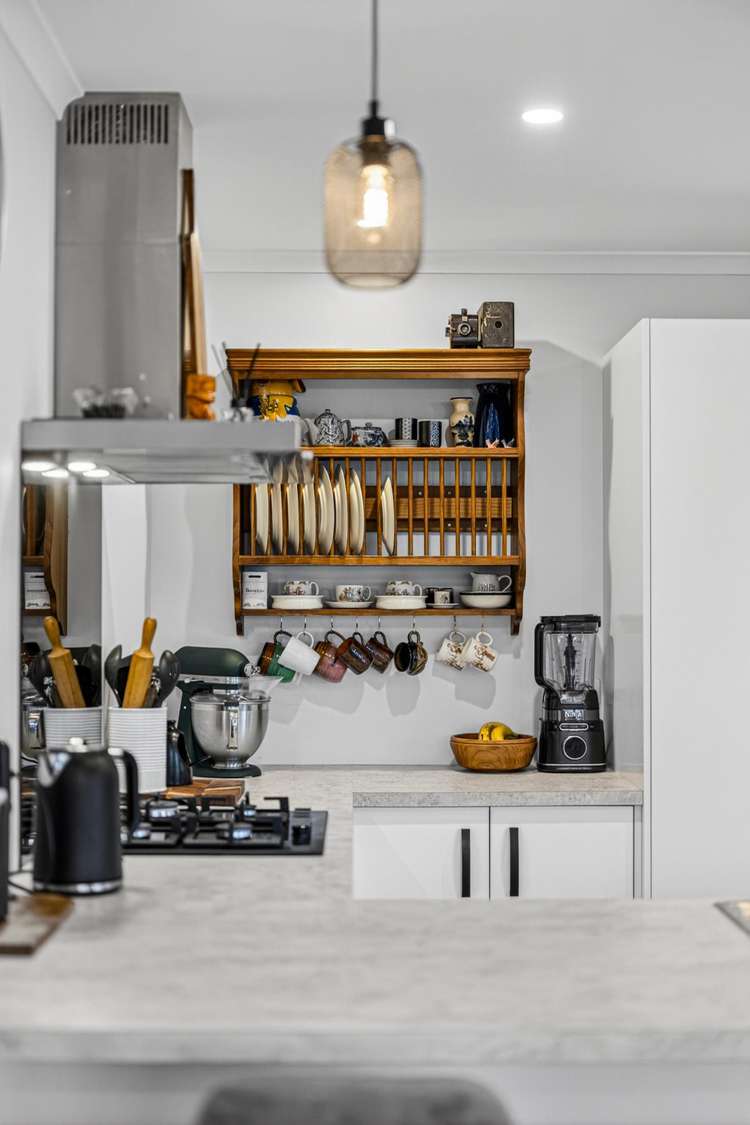 3 Huia Way Featherston_3