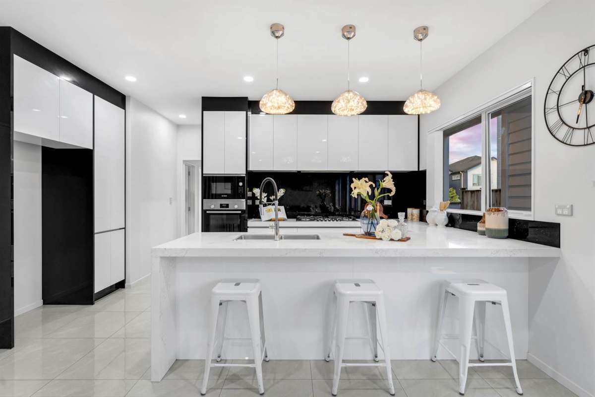 21 Horsefields Drive_3