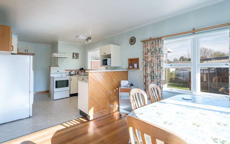 402 Main Road Stoke Stoke_1