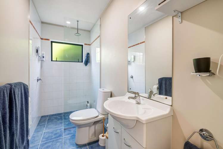 11 Pineview Lane Helensville_16