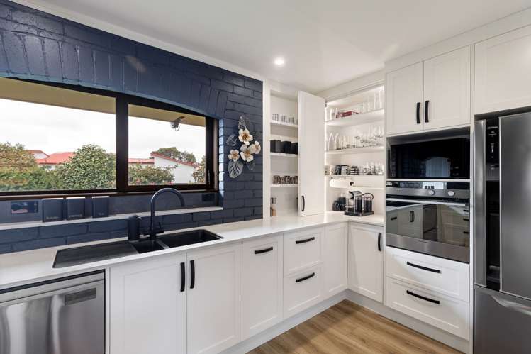 55 Rhodes Drive_1