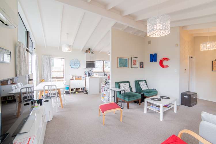 56 Tiri Tiri Road Birkdale_6