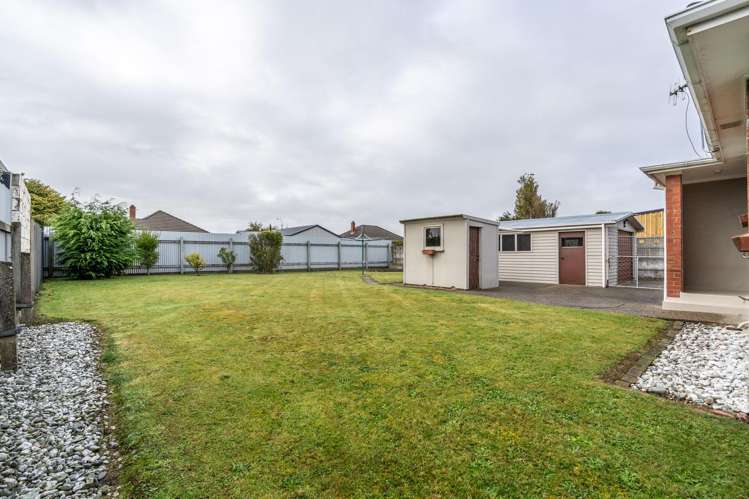 82 Saturn Street Strathern_14