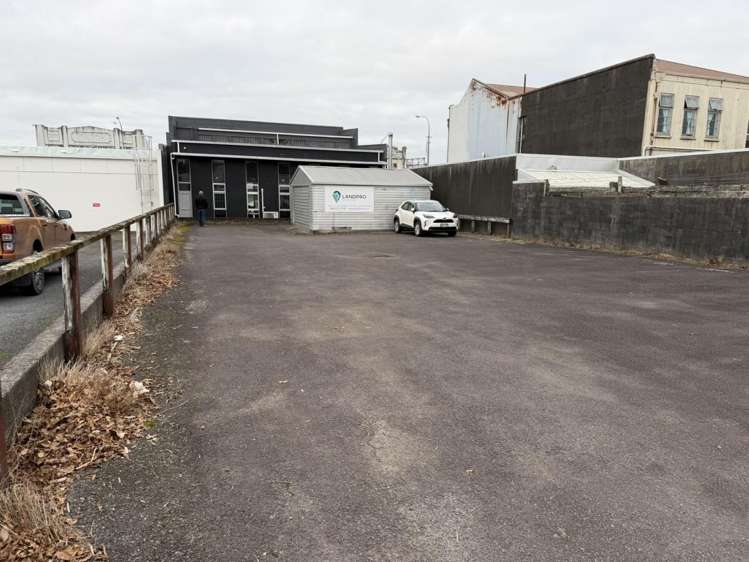 275 Broadway Stratford_7