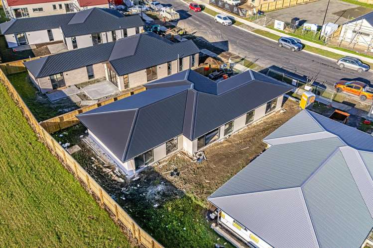 61 Whitehorn Drive_3
