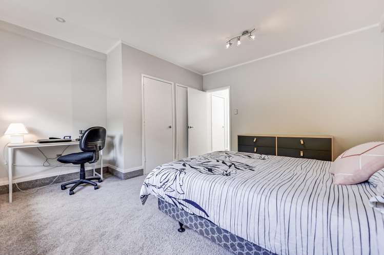 18b Lake Crescent Hamilton Lake_33