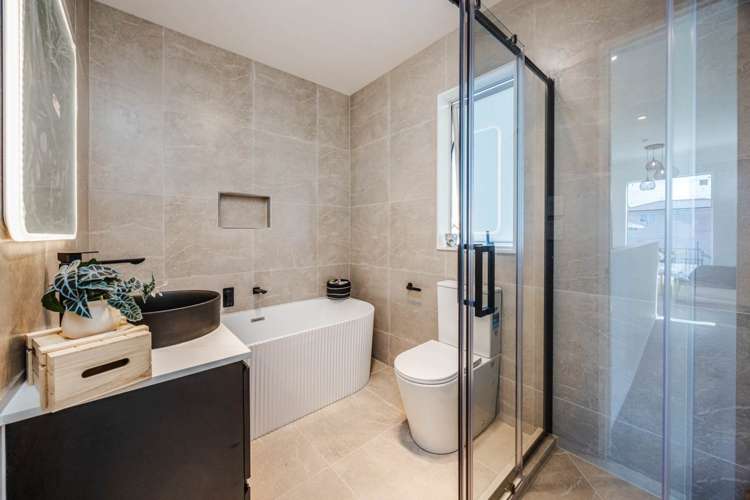 4c Collie Street Hill Park_16